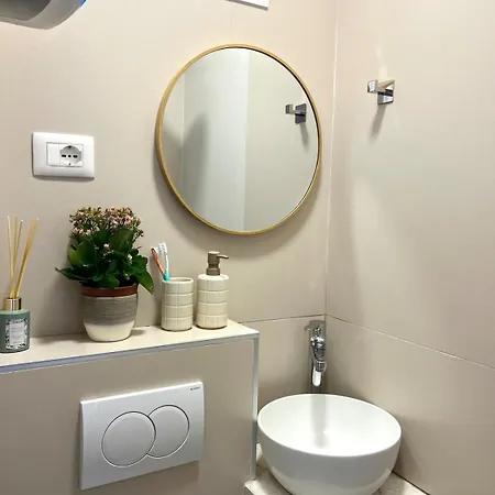 Cozy Near Center Apartman *