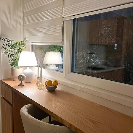 Cozy Near Center Apartman Tirana