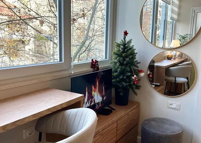 Cozy Near Center Appartement Tirana